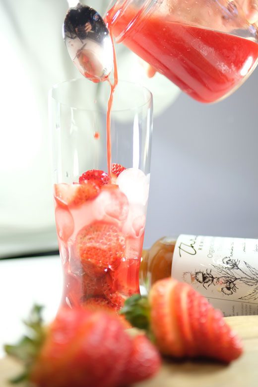 thrive_strawberry_sweet_tea