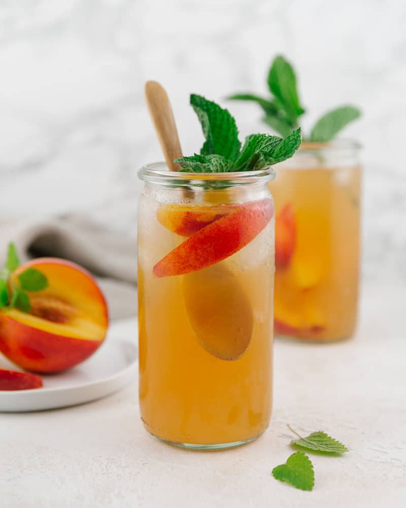 Nectarine-Iced-Tea